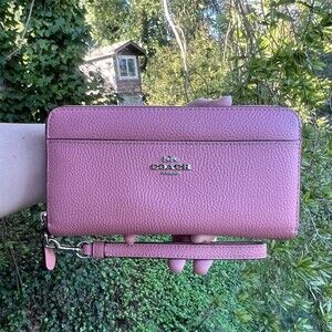 COACH Long Zip-Around Wallet Pink Bubble Gum Pebble Leather w Silver Hardware